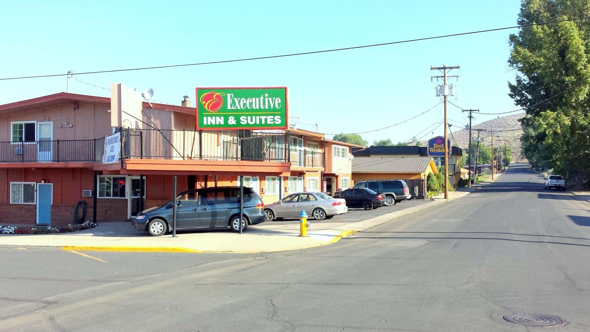 Executive Inn & Suites Lakeview Dış mekan fotoğraf